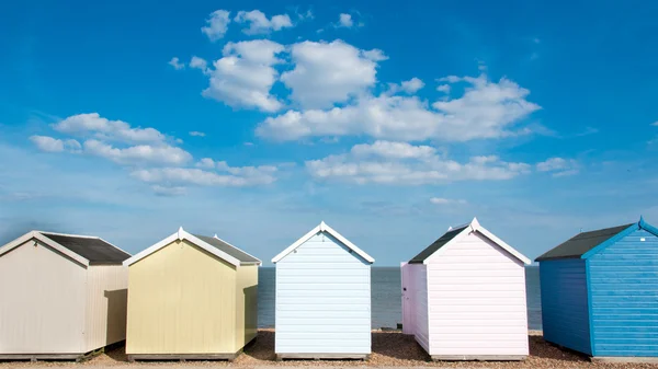 plaj kulübe felixstowe, suffolk, İngiltere.