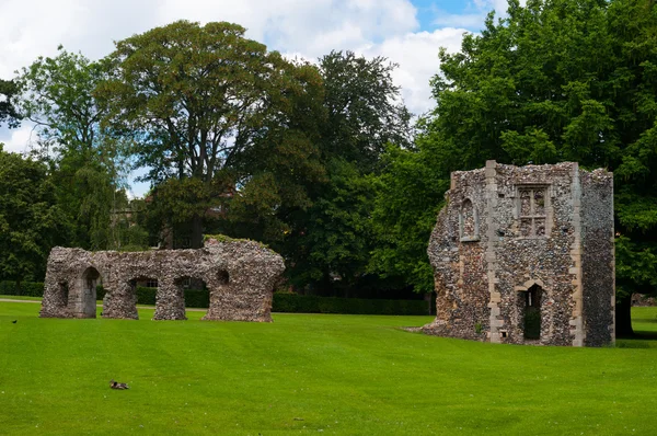 Сады аббатства, bury st edmunds, Саффолк, Великобритания — стоковое фото