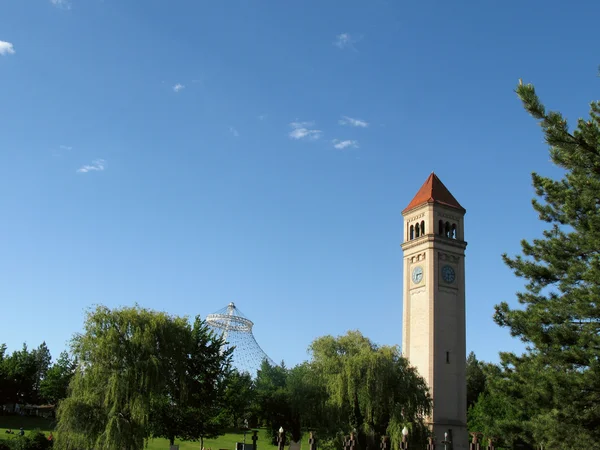 Вежа з годинником і парк павільйон Ріверфронт Spokane, Вашингтон Стокове Зображення