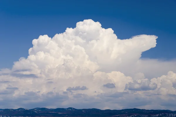 Stormachtige wolken — Stockfoto