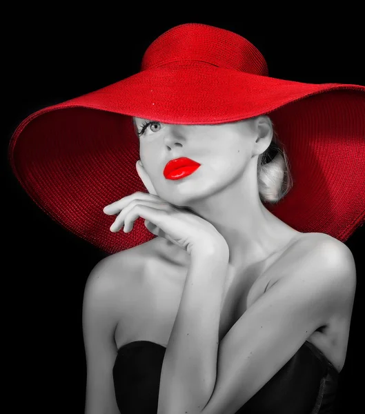 Romantická žena v klobouku — Stock fotografie