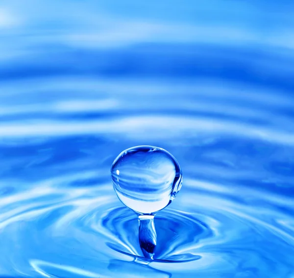 Water drop macro — Stock Photo, Image