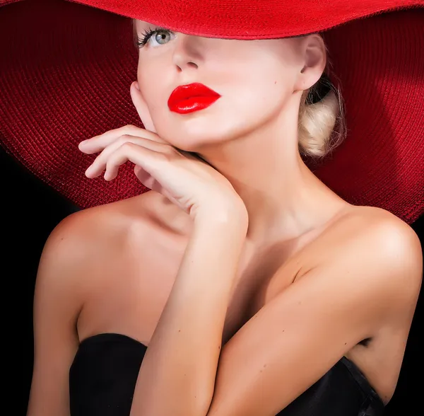 Classy lady in red hat — Stock Photo, Image