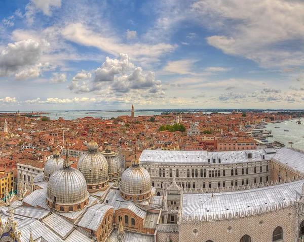 Venedik İtalya'nın panoramik havadan görünümü — Stok fotoğraf