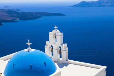 geleneksel Yunan beyaz kilise, santorini, Yunanistan