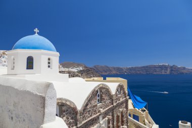 geleneksel Yunan beyaz kilise, santorini, Yunanistan