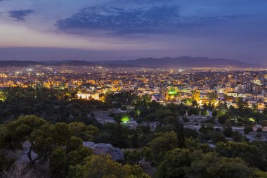 Atina gece, Yunanistan