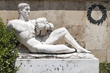 Taygetos heykelinin thermopylae, Yunanistan