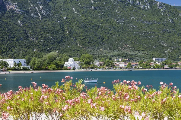 Het mooie kuuroord kamena vourla — Stockfoto