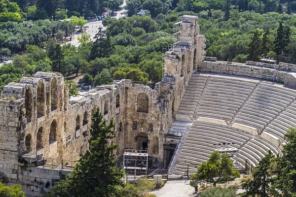 Odeon dari Herodes Atticus melihat dari Akropolis di Athena, Yunani — Stok Foto