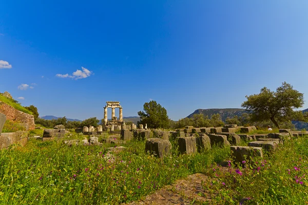 Das tholos des heiligtums der athena pronaia in delphi, griechenland — Stockfoto