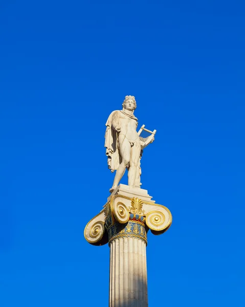 Apollo standbeeld in de Academie van Athene — Stockfoto