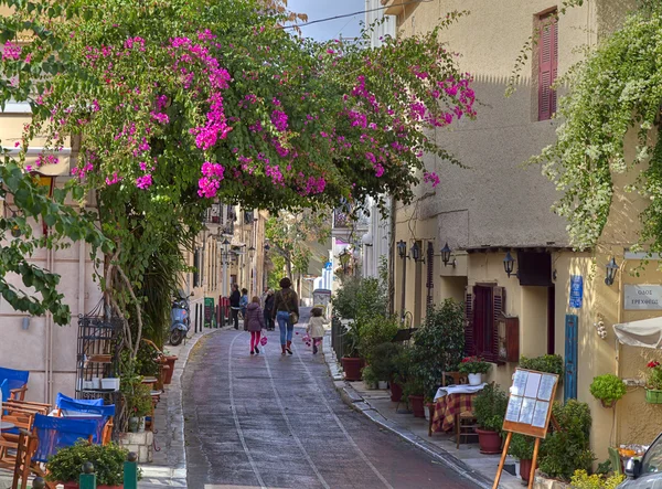 Geleneksel evlerde plaka, Atina — Stok fotoğraf