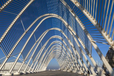 Atina, Yunanistan - mar 10: 10 Mart 2012 Atina, Yunanistan'ın ünlü İspanyol mimarisi santiago calatrava tarafından tasarlanmış Olimpiyat velodrome Atina Olimpiyat spor kompleksi,
