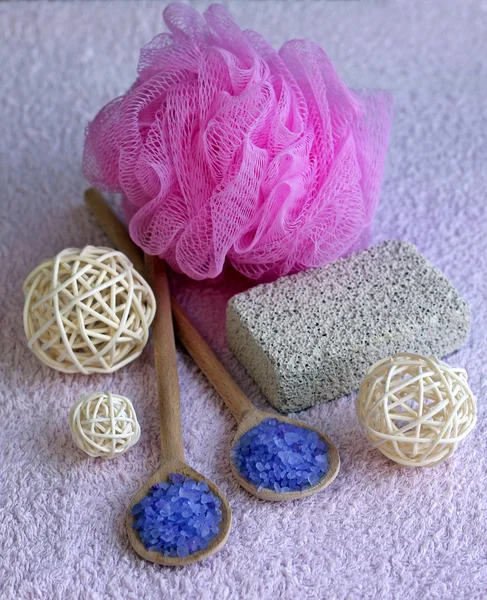 Shower accessories in pink, close-up — Stock Photo, Image