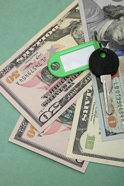 Anahtar--dan dolar ile Kiralık Daire — Stok fotoğraf