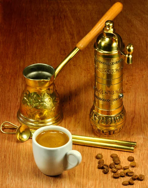 Hagyományos arab és görög kávét szett — Stock Fotó