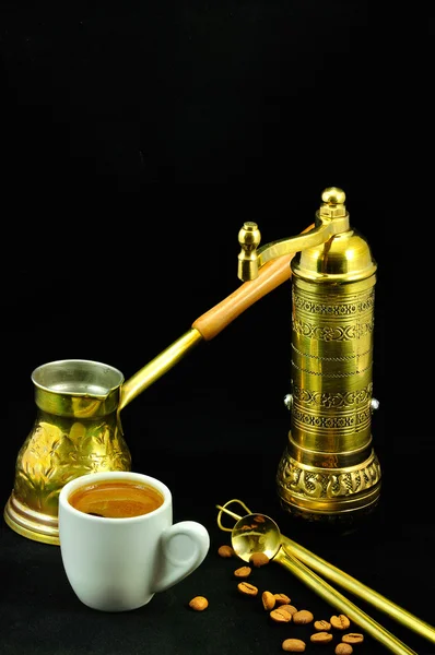 Traditionele set voor Turkse en Griekse koffie — Stockfoto