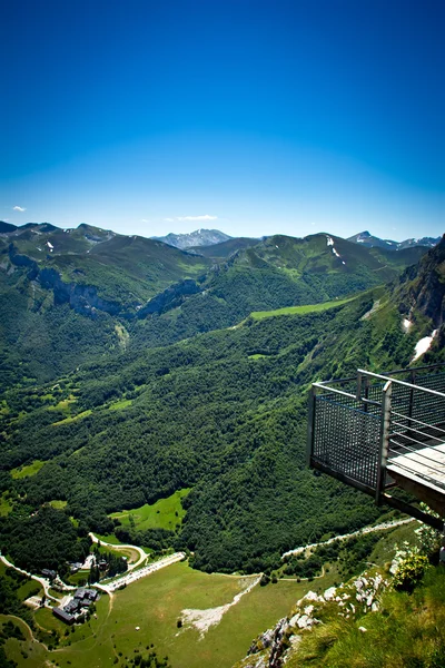 Balcony viewpoint mountain — Stock Photo, Image