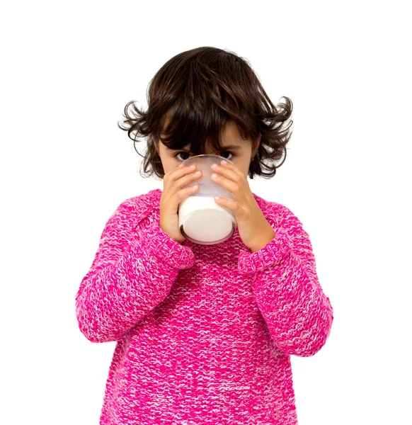 Niña con vaso de leche —  Fotos de Stock