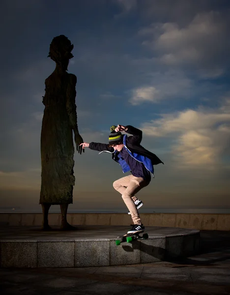 Patinador adolescente — Foto de Stock