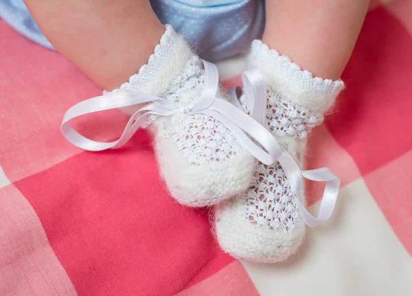 Pernas de bebê — Fotografia de Stock