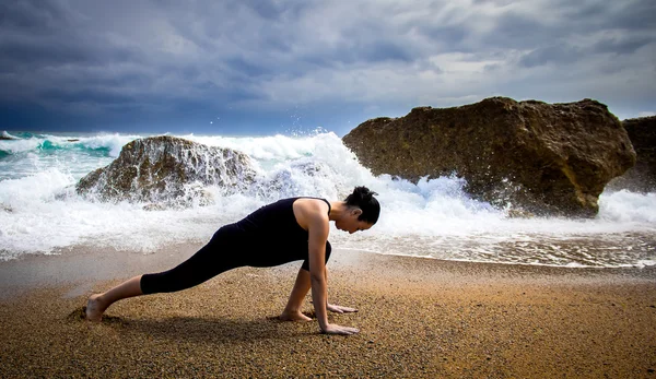 Yoga kvinna — Stockfoto