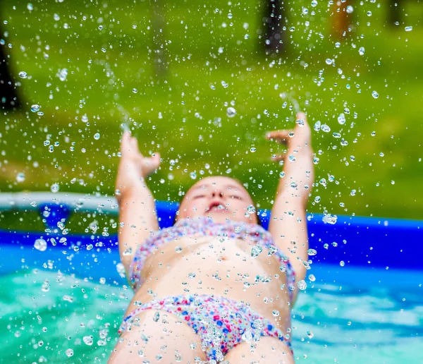 Retrato de menina — Fotografia de Stock