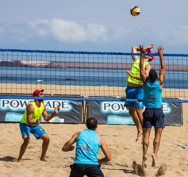 Torneo de voleibol playa — Foto de Stock