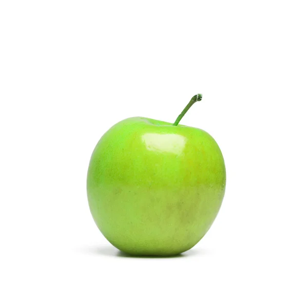 Zielone jabłko na białym tle — Zdjęcie stockowe