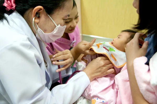 Doktor si Baby — Stock fotografie