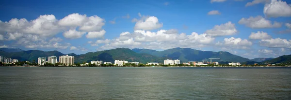 Cairns ve su