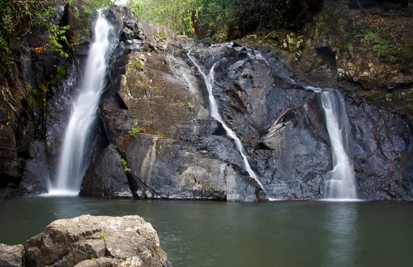 Waterfall — Stock Photo, Image