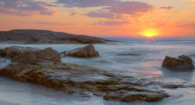 gün batımında birubi beach, Avustralya