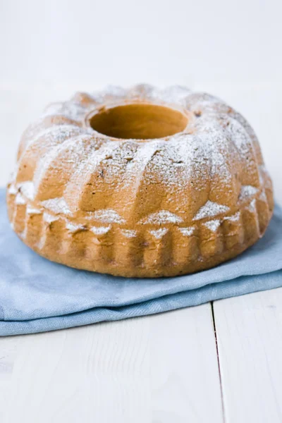 유명한 오스트리아 케이크 "gugelhuph" — 스톡 사진