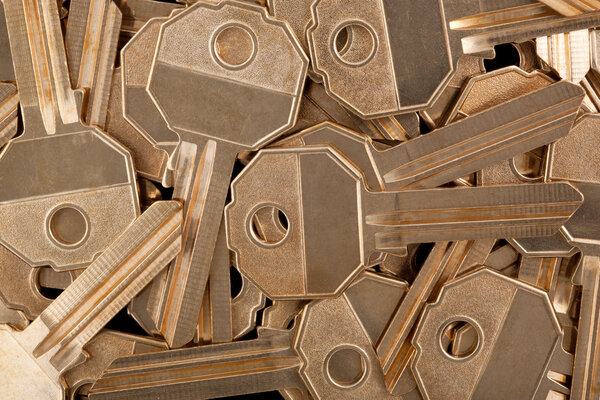 Заготовки ключей золотого цвета
.