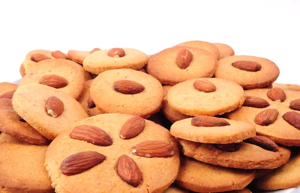 Montón de galletas caseras aisladas sobre fondo blanco. Hornear Navidad — Foto de Stock