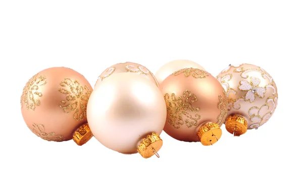 Gouden kerstballen geïsoleerd op witte achtergrond — Stockfoto