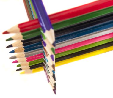 Beyaz arka planda, renkli renkli kalem kavramı çizmek