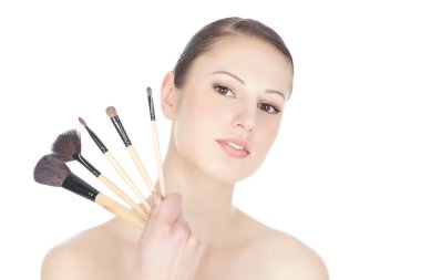 Beyaz tenli güzel bir kadın yüzü.