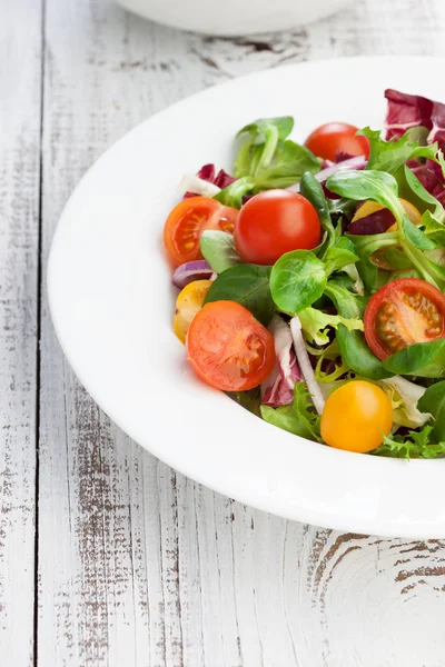 Fresh salad — Stock Photo, Image