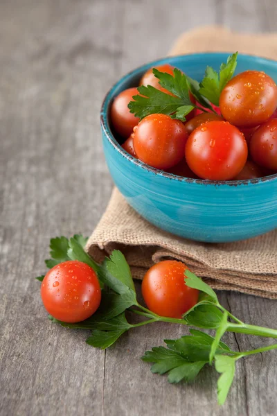 Tomates cereja — Fotografia de Stock