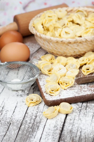 Italiaanse tortellini — Stockfoto