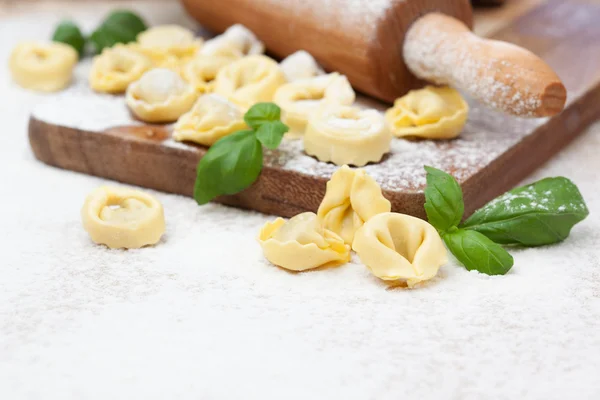 Italiaanse tortellini — Stockfoto