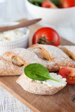 baget ile krem peynir