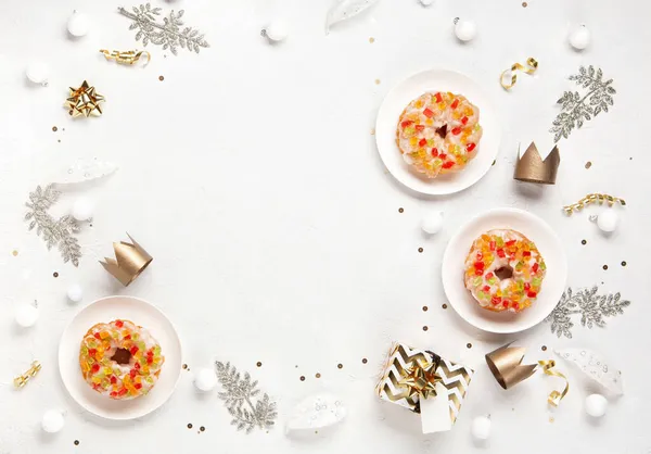 Traditional Kings Day Bread Called Epiphany Cake White Background Winter — Stock Photo, Image