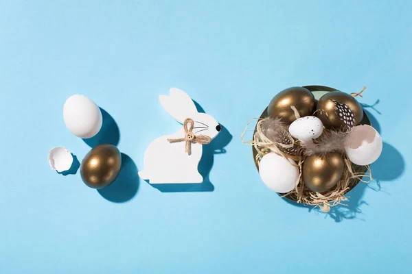Εορταστική Πάσχα Διακοπές Φόντο Ευχετήρια Κάρτα Πασχαλινά Λευκά Χρυσά Αυγά — Φωτογραφία Αρχείου