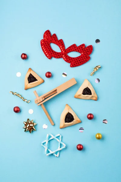 Purim Celebración Carnaval Judío Concepto Vacaciones Sabrosas Galletas Hamantaschen Máscara — Foto de Stock