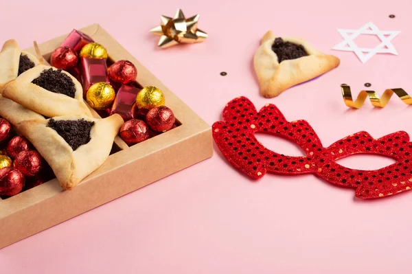 Purim Celebración Carnaval Judío Concepto Vacaciones Sabrosas Galletas Hamantaschen Máscara — Foto de Stock