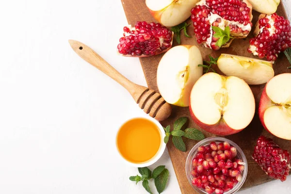 Rosh Hashanah Jewish New Year Autumn Holiday Concept Apples Honey — ストック写真